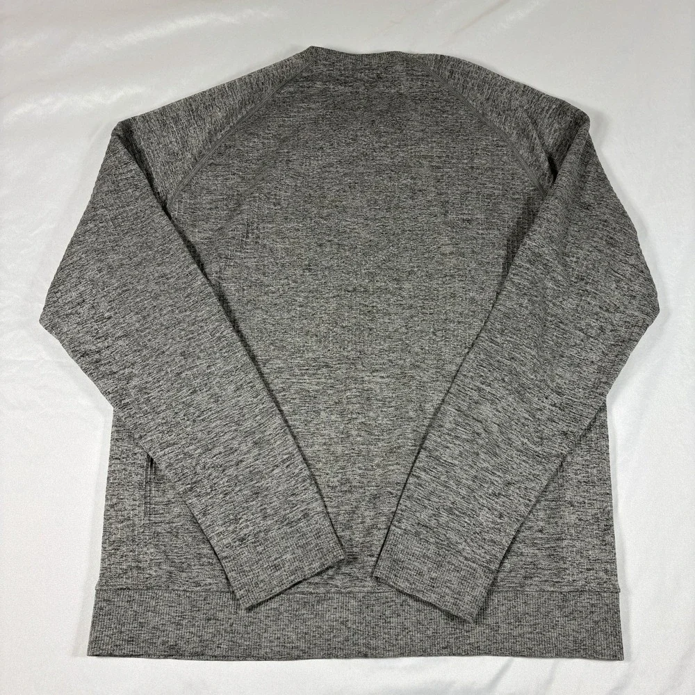 lululemon athletica no holes